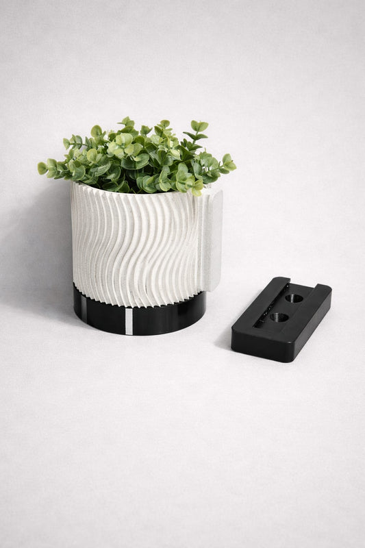 Wall Mountable Plant Pot